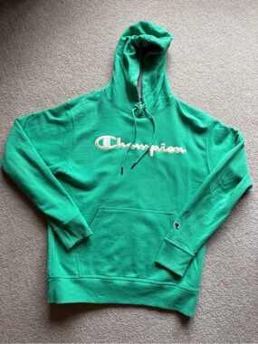 Champion Men’s Green Crewneck Script Logo Hoodie
